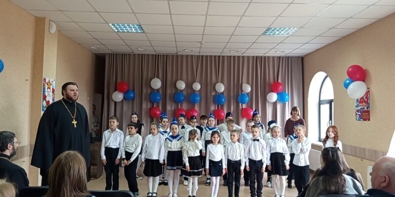 В православной школе Буденновска прошел праздник, посвященный Дню защитника Отечества
