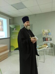 Священник Свято-Крестовского округа Георгиевской епархии провел встречу с учениками 4