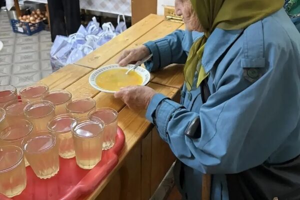 В храмах Георгиевской епархии проходят благотворительные обеды В храмах Георгиевской епархии проходят благотворительные обеды